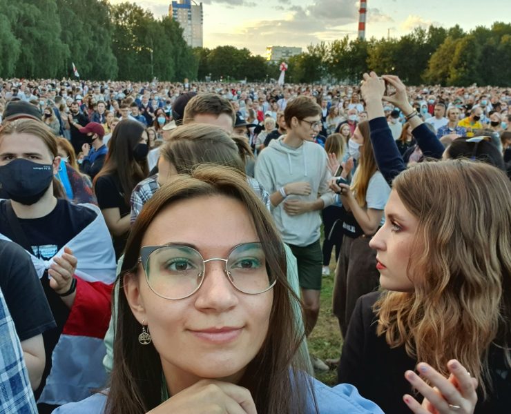 Как работать журналисту, когда коллеги в заложниках