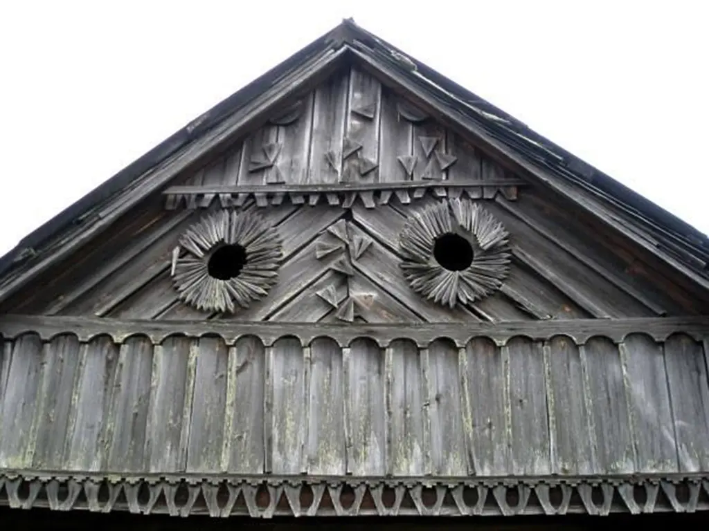 упрыгожванне беларускіх хат, ліштвы, дах упрыгожванне беларускіх хат, ліштвы, дах