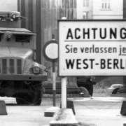 берлінская сцяна, чаму з'явілася берлінская сцяна, халодная вайна і германія