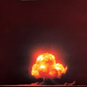 манхэтанскі праект, опенгеймер, распрацоўка атамнай бомбы