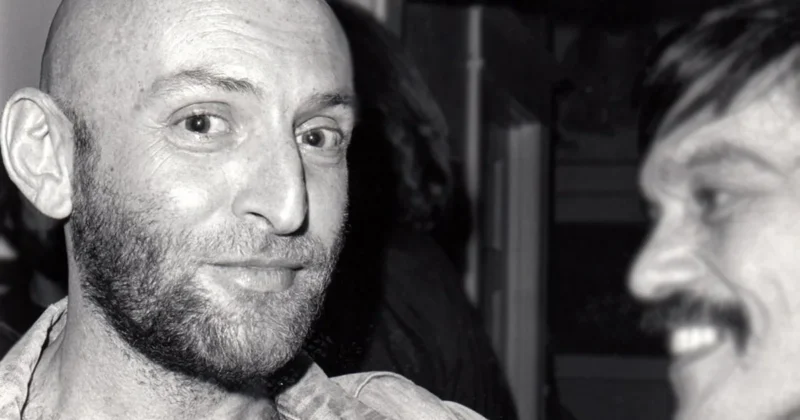 Стваральнік першых гей-коміксаў мае беларускія карані: яго бацькі жылі ў Гродне і эмігравалі ў Амерыку